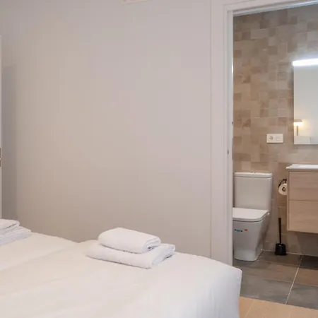 Apartament Avg Manuel Junquera 27 *